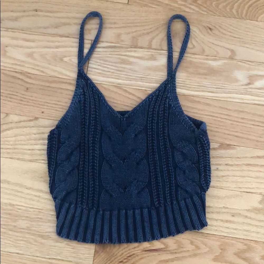 American Eagle crop top